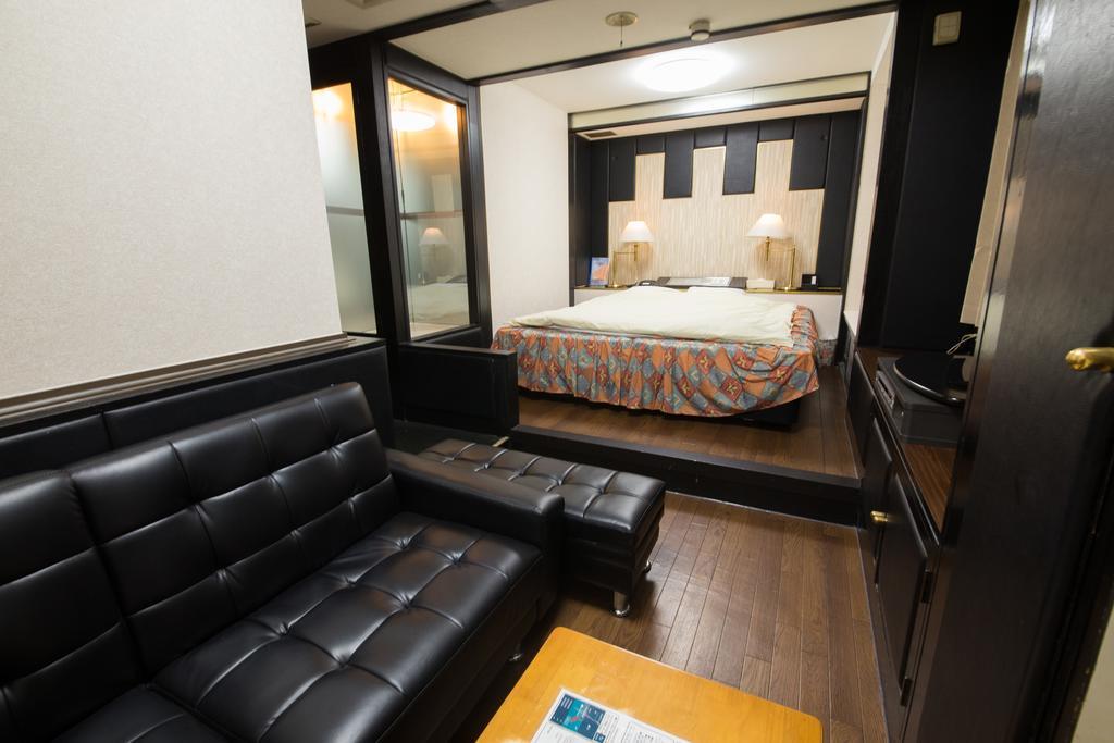 Hotel Candy Hall (Adults Only) Osaka Exterior foto